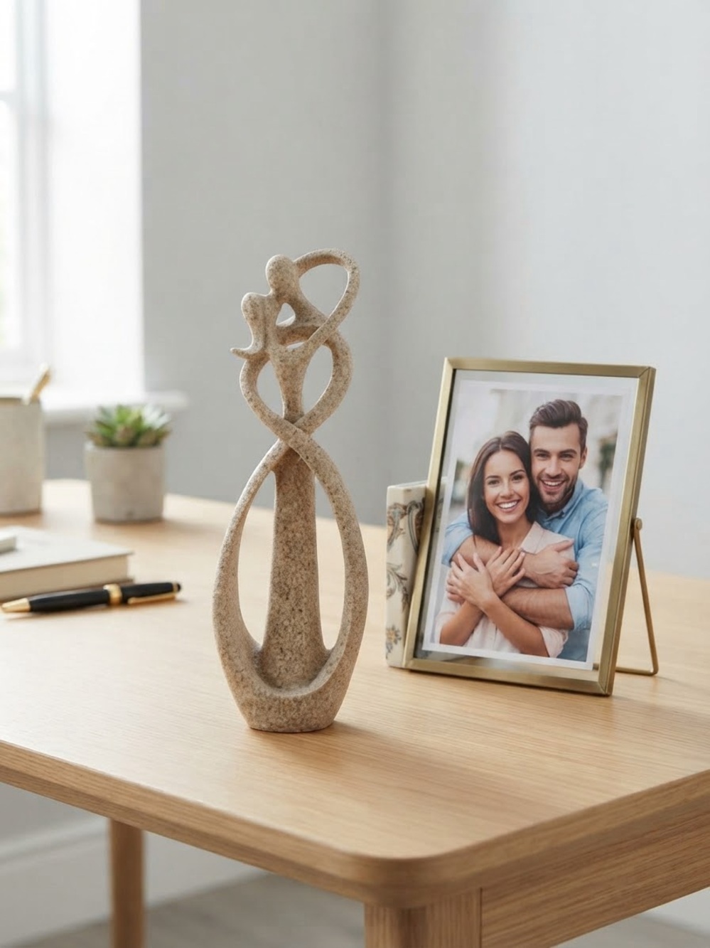 ETERNAL EMBRACE – Abstract Timeless Love Symbol Decor Sculpture
